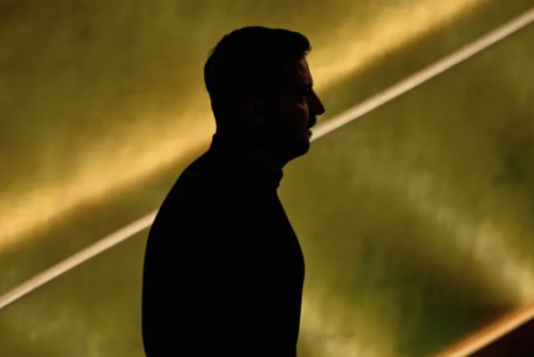 悦配资 保罗·霍克诺斯：与现实脱节的泽连斯基在赌什么？